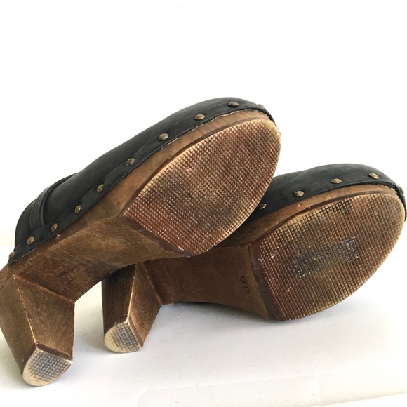 SANITA Danish Clogs Black Leather
Wood Foot Bed 8 - Picture 8 of 10